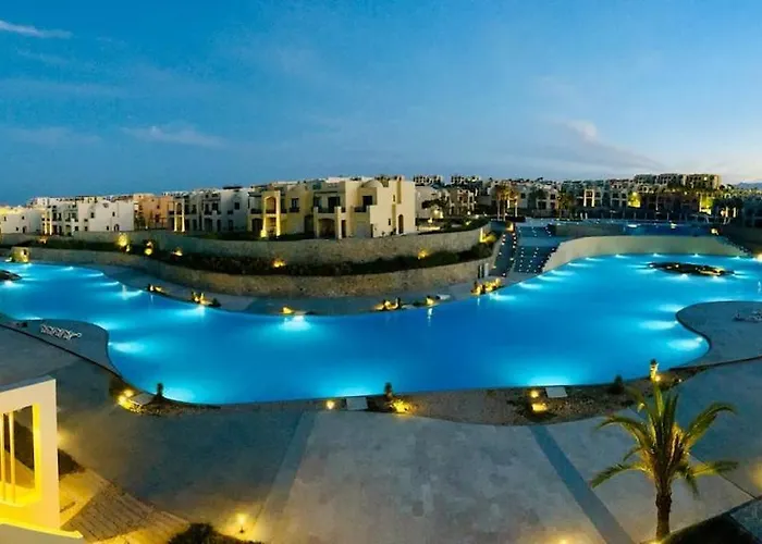 Appartement Modern 3br Escape - Panoramic Lagoon & Sea Views Hurghada