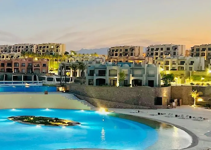 Modern 3br Escape - Panoramic Lagoon & Sea Views Appartement *